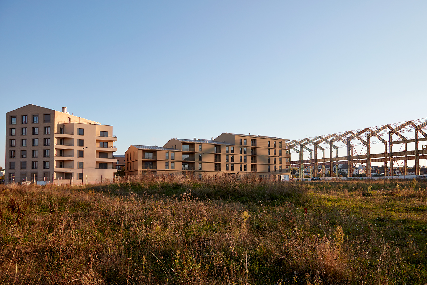 ANMA Mantes Université Logements et commerces